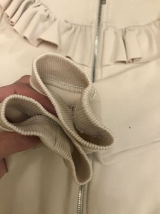 Продам бомбер на дівчинку