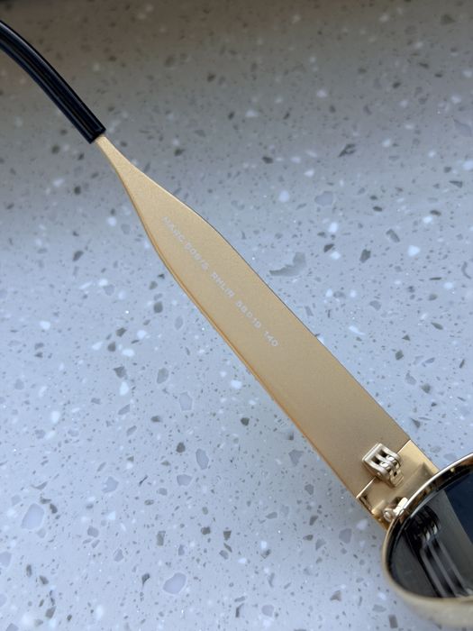 Сонцезахисні окуляри Marc Jacobs з чохлом