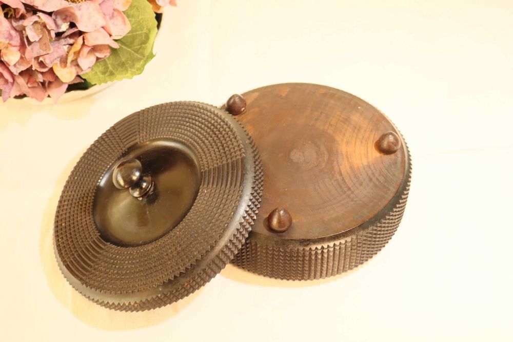 Magnífica caixa em pau santo