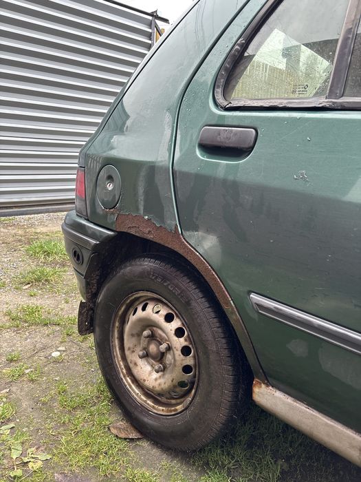 Продам терміново Renault clio
