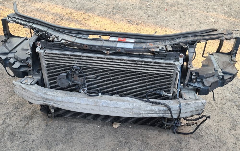 PAS PRZEDNI wzmocnienie+belka+chłodnice AUDI A8 D3 lift 3.0tdi 2006r