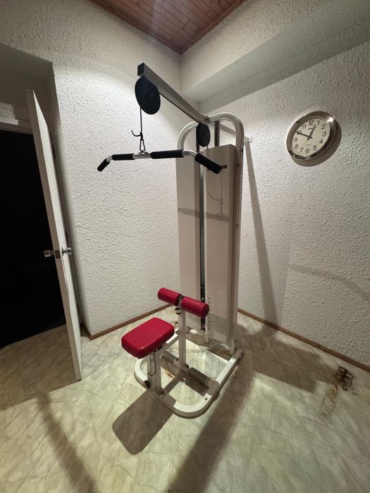 Conjunto de máquinas de musculação Kettler