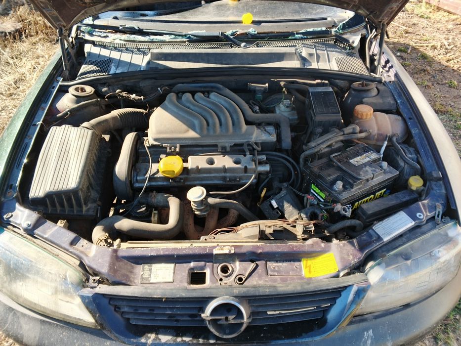 Продам двигатель Опель вектра 1.6 16v