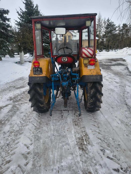 Ursus c-330 3p 4x4 +ładowacz(silnik perkins 3p)