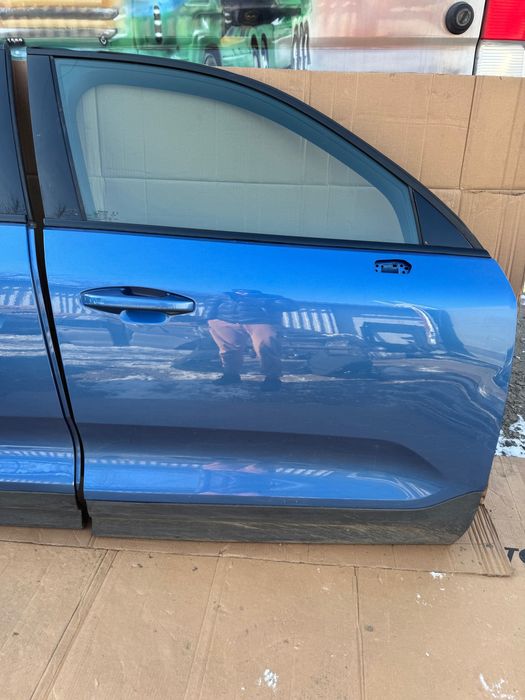 Drzwi Volvo xc40 kolor 720