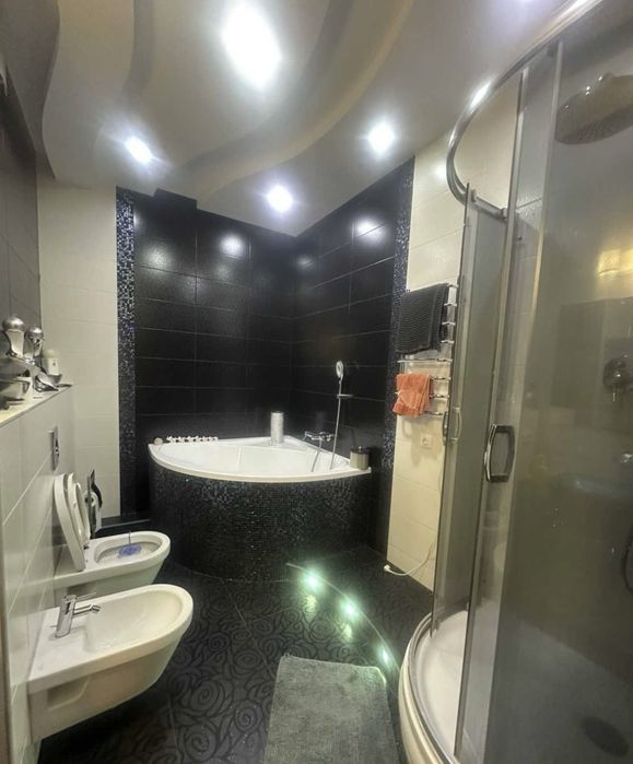 Аренда 3к.кв. 130 кв.м. Новострой ЖК « Монте Плаза», пр.Науки, 45/3.