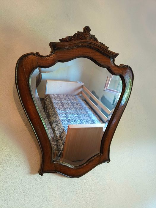 Conjunto de Quarto Vintage em Madeira