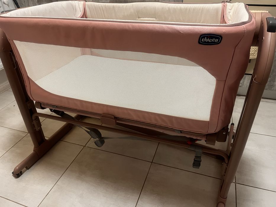 Приставне ліжечко Chicco Next2Me Magic Pink