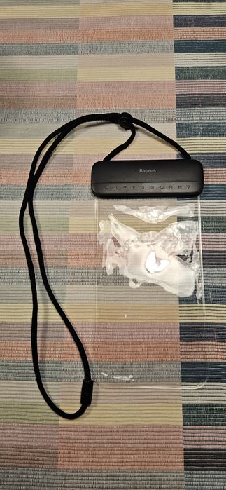 Etui wodoodporne Baseus