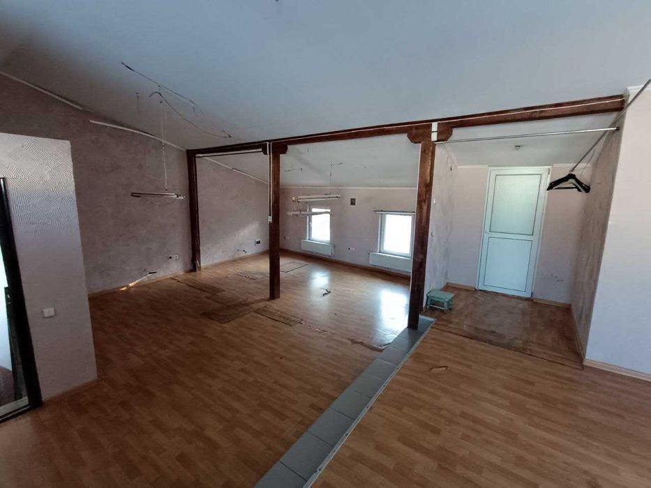 Оренда нежитлового приміщення по вул. Під Дубом