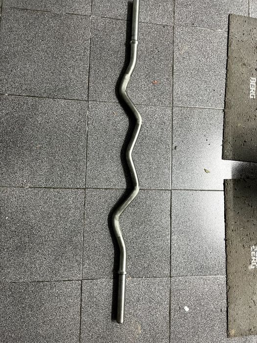Barra Curl de Musculação