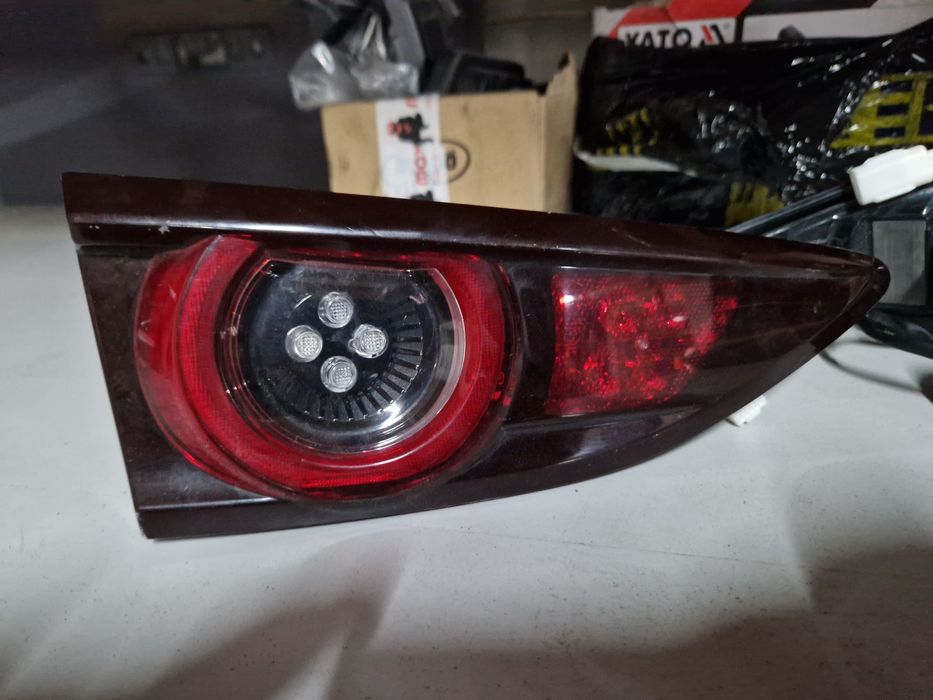 Lampa Mazda 3 Bp 2019-24