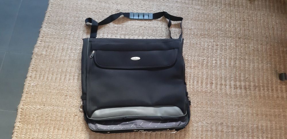 Mala porta fatos Roncato