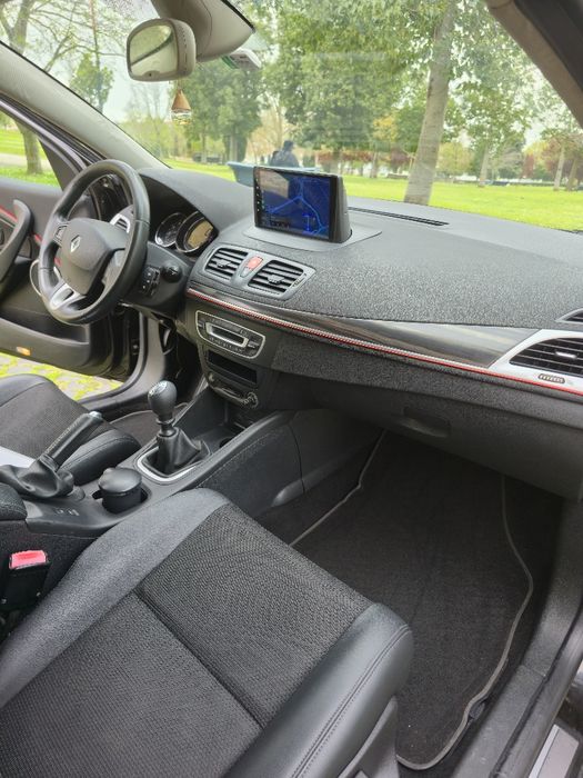 RENAULT Megane III Grandtour 1.5 dCi Diesel 110 cv

Dies