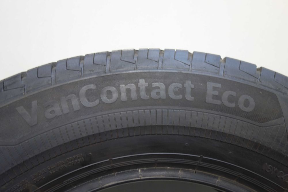 Opony letnie 235/65/16C - CONTINENTAL Van Contact Eco