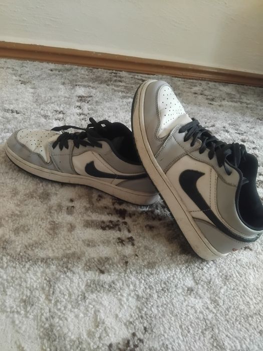 Продам кросівки Nike