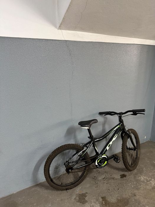Bicicleta roda 16 Para crianças com rodas de apoio