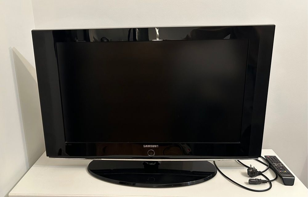 Telewizor Samsung LE32S81B . 32 cali