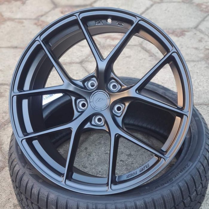 Lekkie Japan Racing SL01 19x8,5 ET45 5x112 Mercedes A Klasa A200 A220
