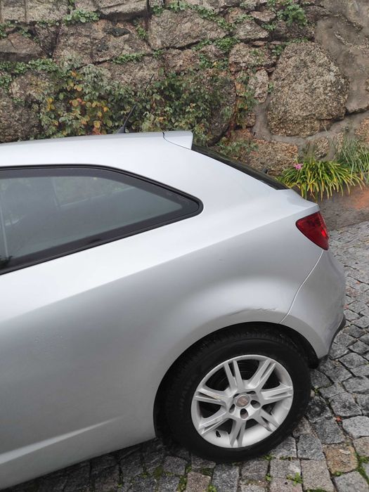 APENAS 127 MIL KM - SEAT Ibiza Van diesel 2011 / 1.4 TDI /