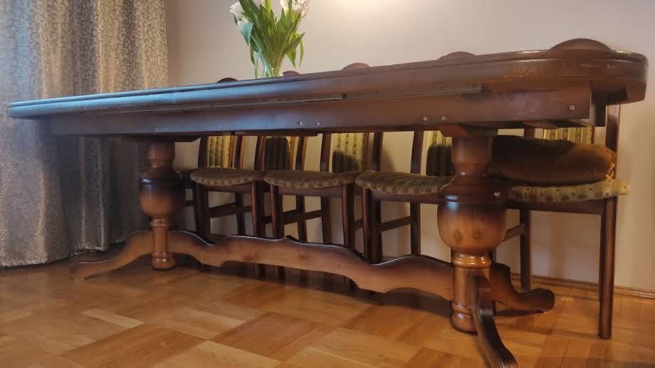 Stół stylowy rozkładany