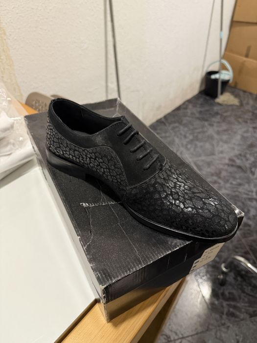 Sapato em pele preto
