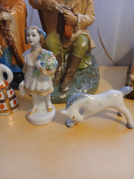 Статуэтка Гуцул , Матрешка, штоф и др