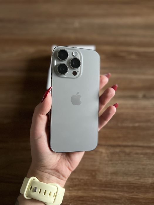 Iphone 16 pro 256 GB srebrny