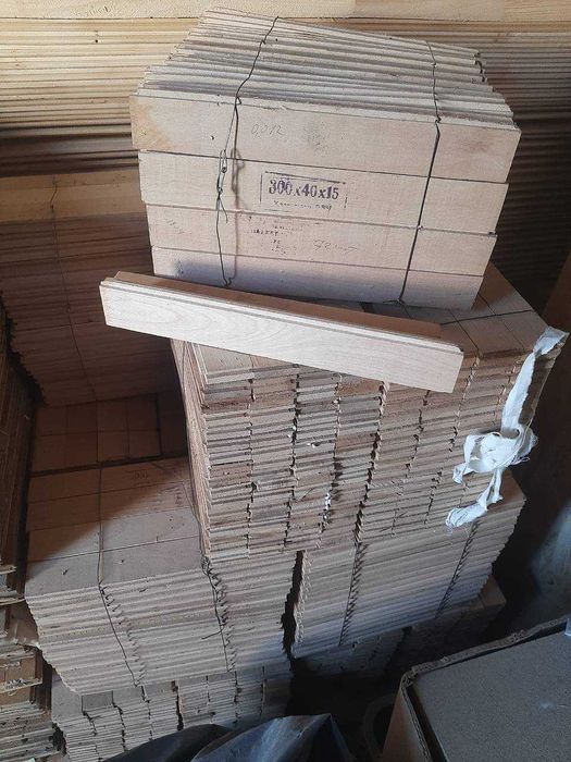 паркет 300\40\15мм буковий 15 квадратів НОВИЙ