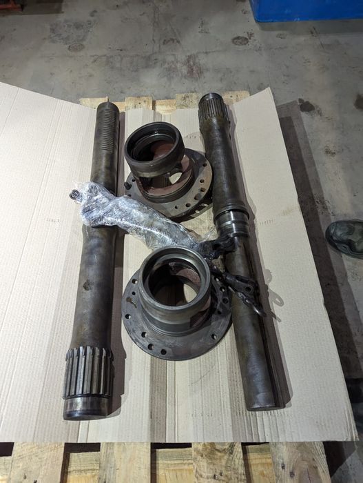 Полуось / Чулок / Полоось МтЗ 50 80 82 892 1025 ПІВВІСЬ Моста МТЗ