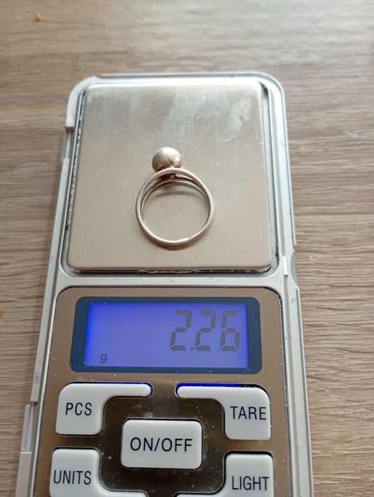 Pierścionek srebrny z kulą