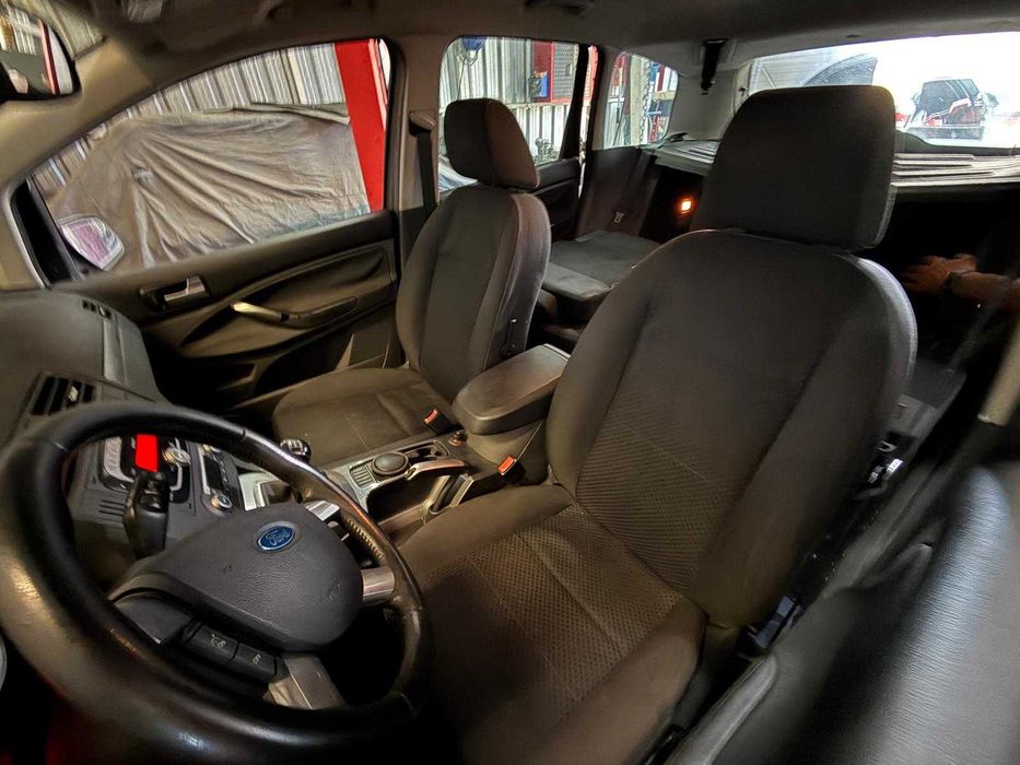 FORD C-Max Acidentada