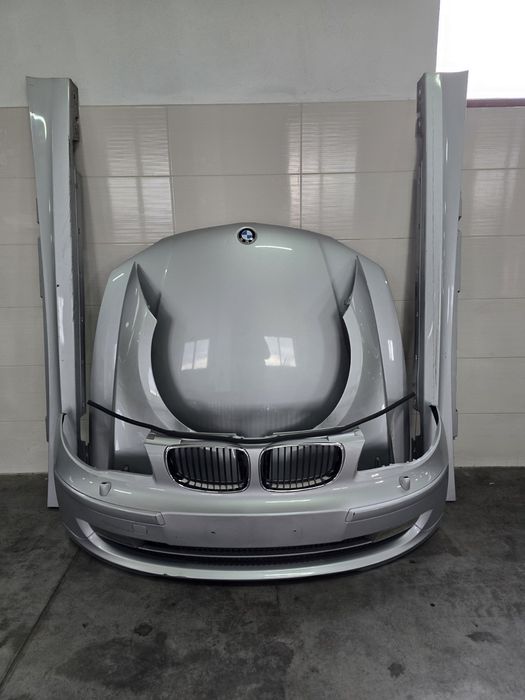 Крило переднє ліва-права BMW E81 /E87 2007-11 рестайлинг