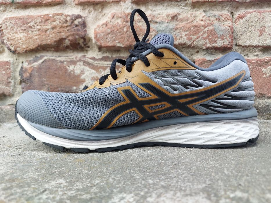Кроссівки Asics 43,5р