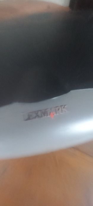 Impressora e candeeiro de mesa articulavel