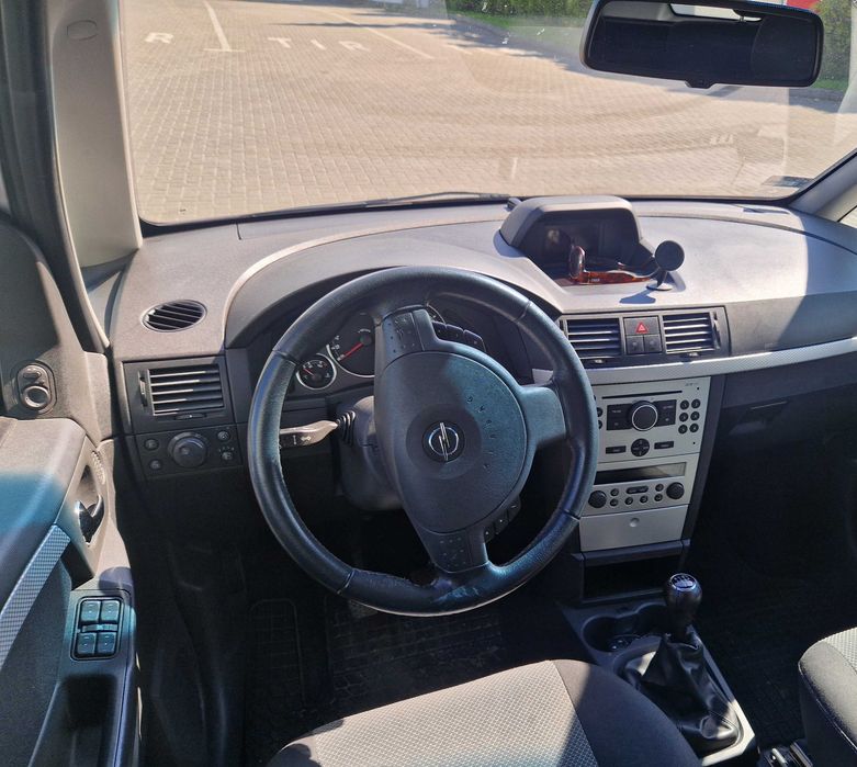 Opel Meriva 1.8 benzyna