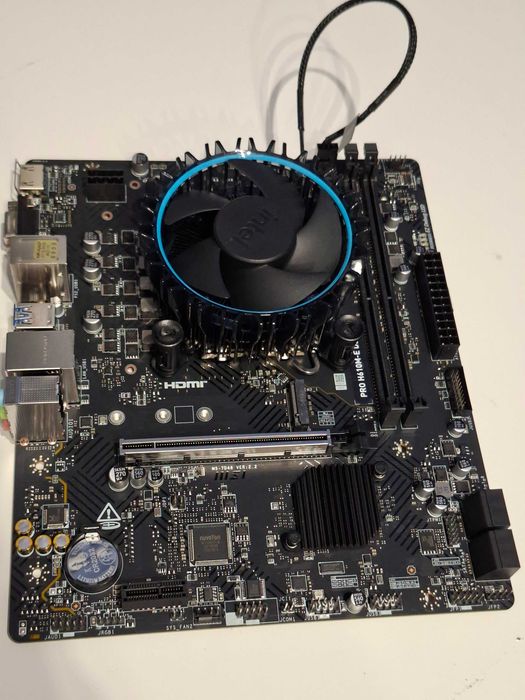 Praktycznie nowa Płyta PRO H610M-E DDR4