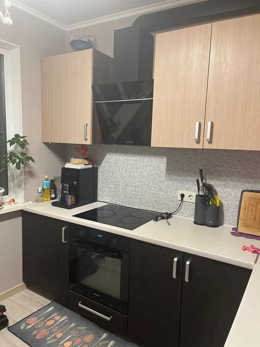 п-т Ак. Глушкова 55. Метро Теремки – 100 м. Якісний євроремонт.