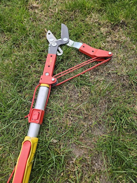 Nożyce do gałęzi sznurkowe WOLF-GARTEN RC-M 71ACA004650