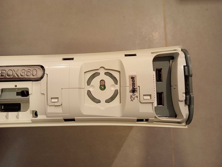 Konsola Xbox 360 FAT (29)