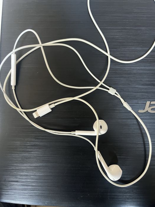 Продам air pods