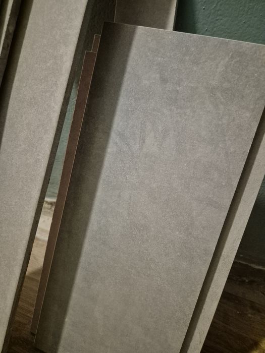 Продам обрезки керамогранита