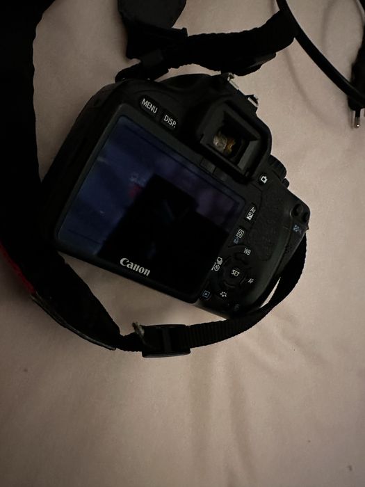 Canon EOS 550D - como nova