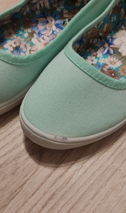 Buty damskie wsuwane Vices rozmiar 37 kolor miętowy