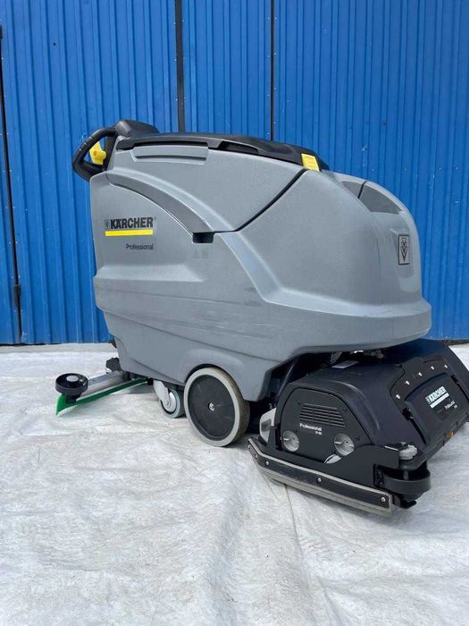 Підлогомийна машина Karcher B80
