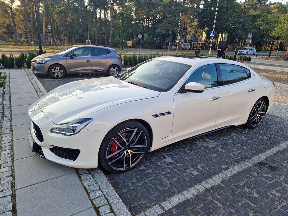 Maserati Quattroporte GTS, bogate wyposazenie