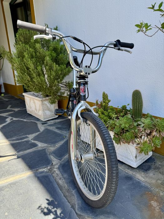 Bicicleta BMX GT Vertigo