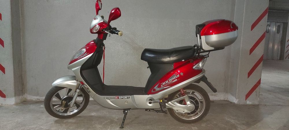 Scooter eléctrica
