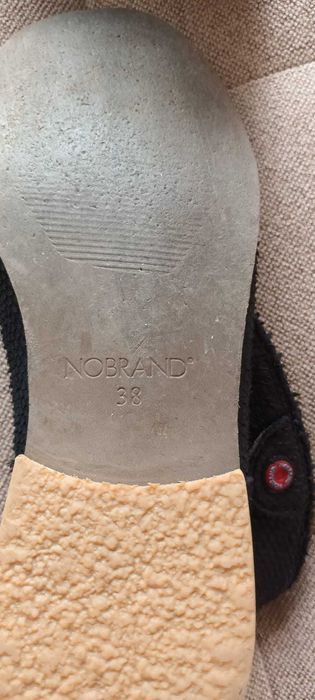 Botins NOBRAND pretos