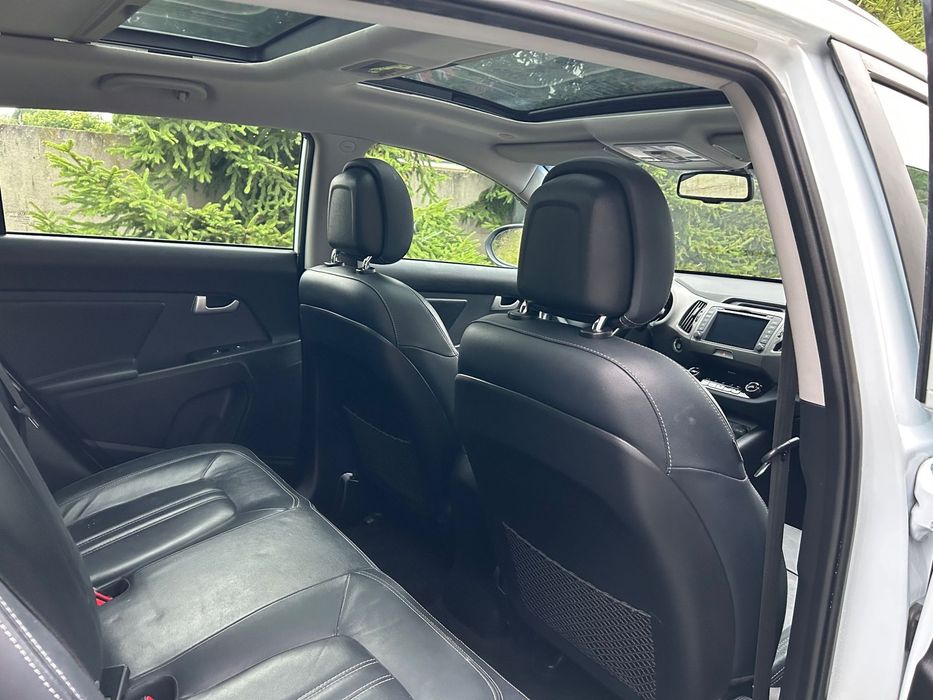 Kia Sportage bezwypadkowy 4x4 klimatronic panorama
